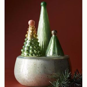 Anthropologie Lonni Treetop Woody Mistletoe & Moss Glass Candle, NEW!